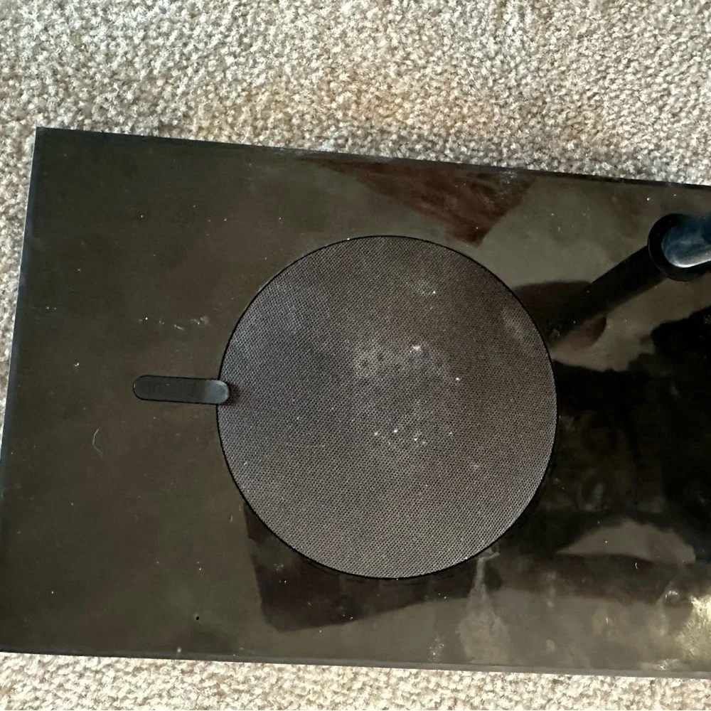 Facebook Portal - Picture 2 of 4